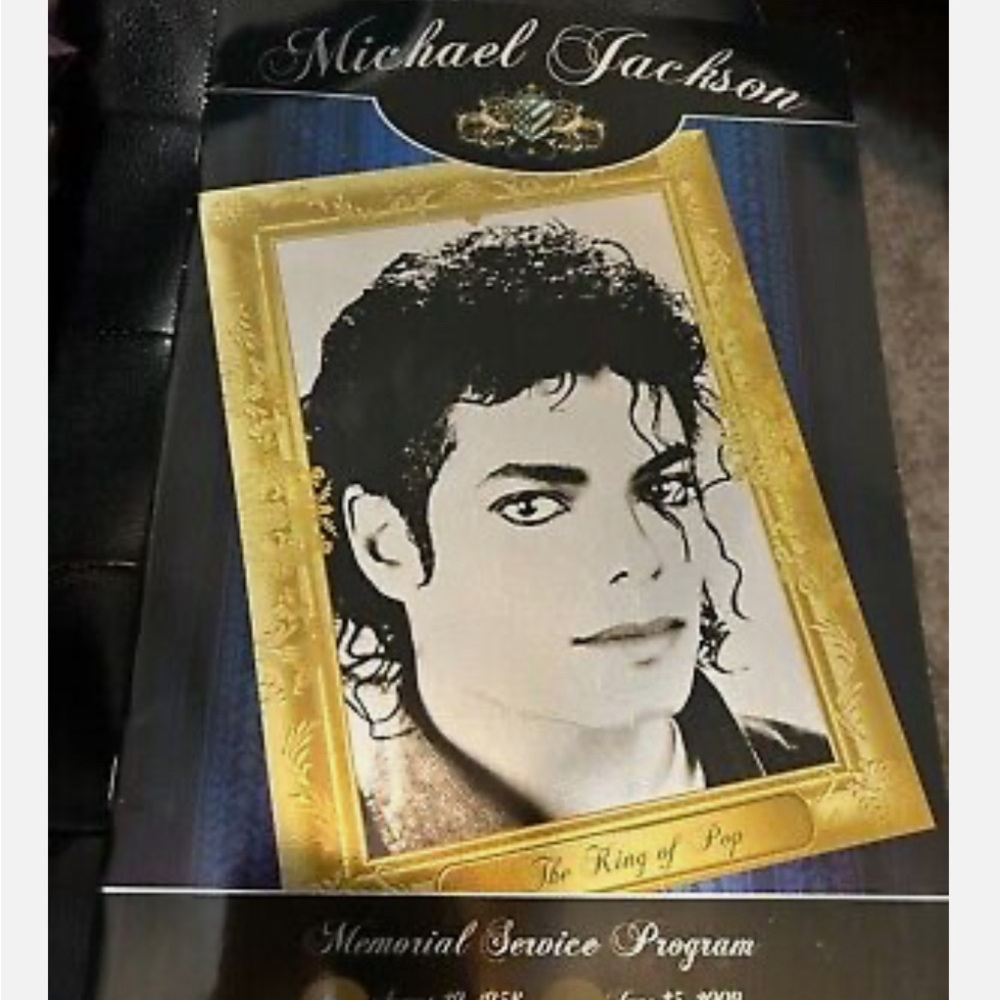 MICHAEL JACKSON 2009 SERVICE FUNERAL PROGRAM MINT RARE !!!